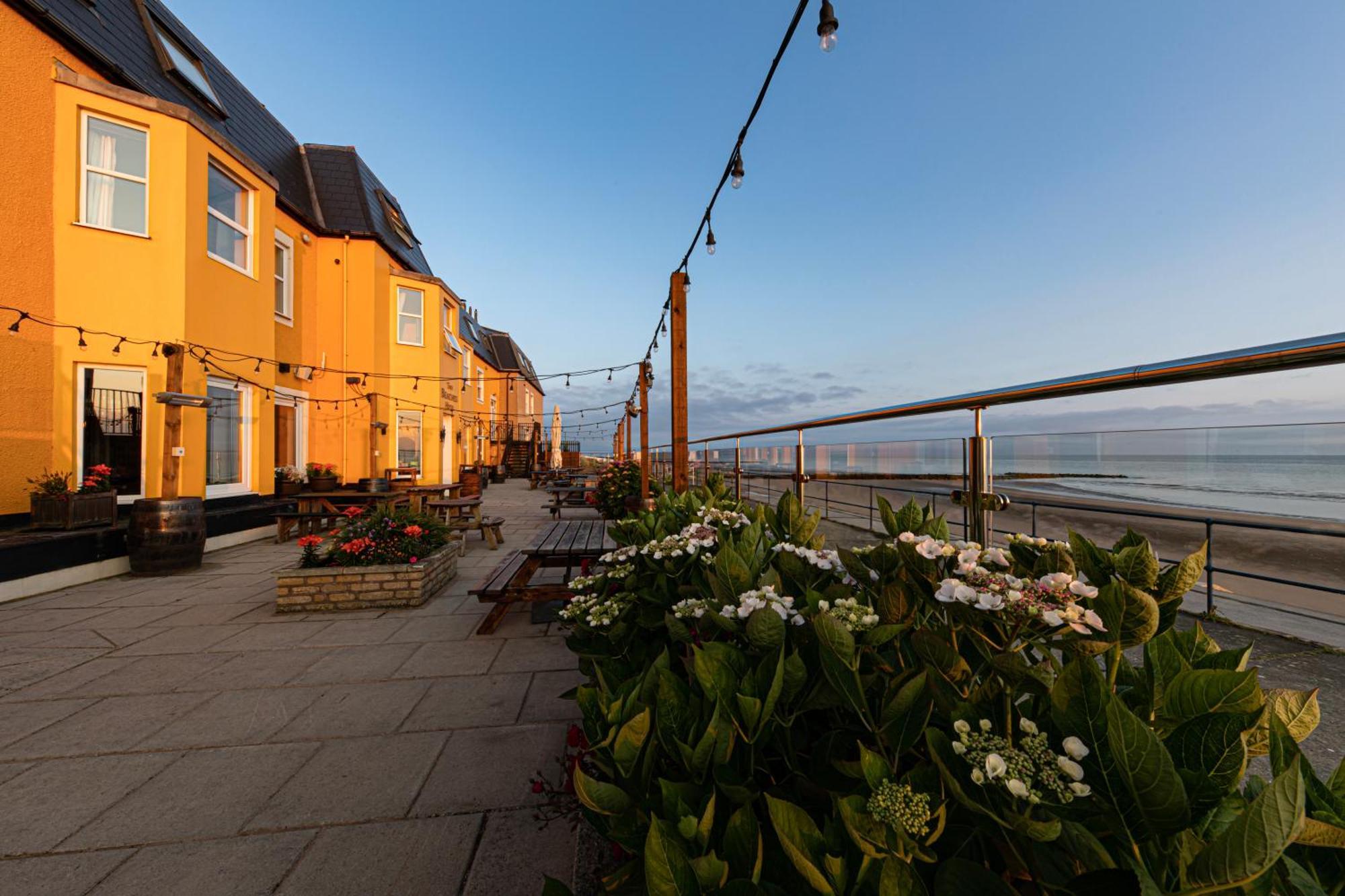 The Beaches Hotel Prestatyn Exterior foto